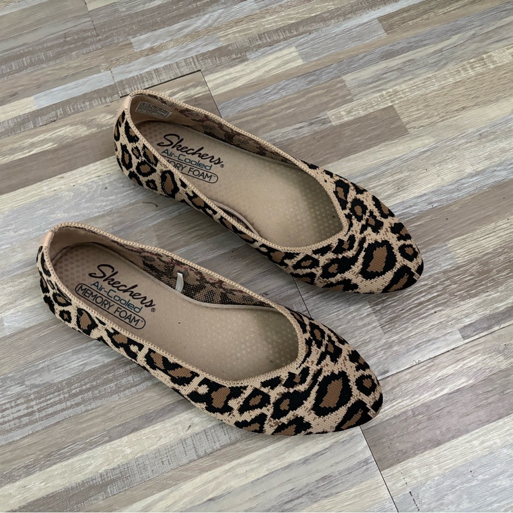 Skechers Tan and Black Leopard Flats